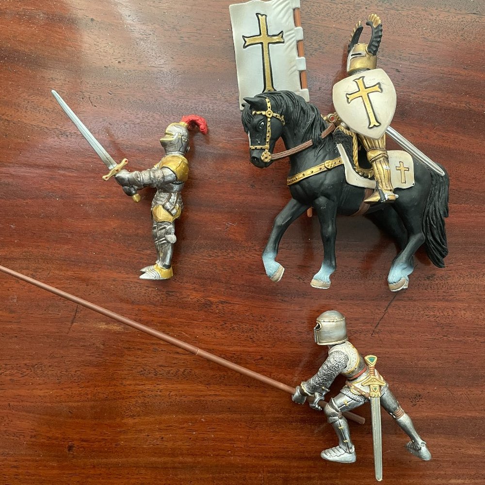 Set of 3 SCHLEICH White and Gold Crusaders - RITTER Collection - Retired - HTF